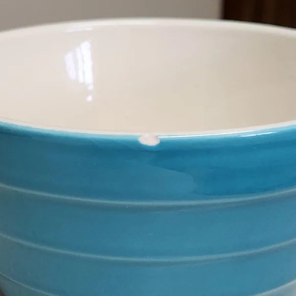 Crate & Barrel Parker Mixing Bowl – Small Turquoise – 3.5" Tall – Discontinued - Picture 5 of 7